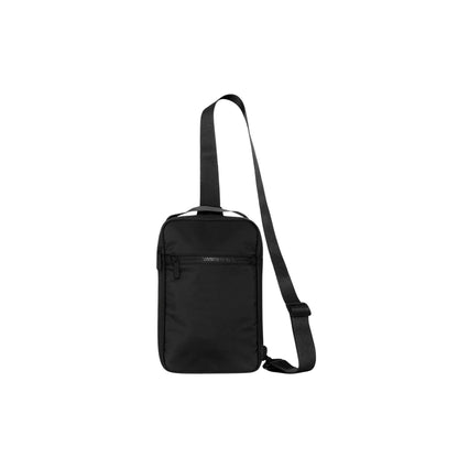 KOI® MATTE SLING BAG. 4 L.